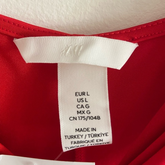 NWT Elegant Red Halter Dress with Gold Detailing - Luxury Occassion Maxi Dress - Picture 9 of 10